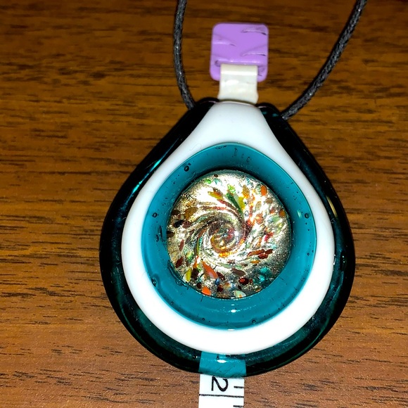 Glass Pendant Green and White handmade - Picture 4 of 8